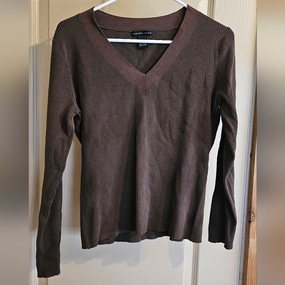 Madison Studio Large Longsleeve Brown Silk Shirt